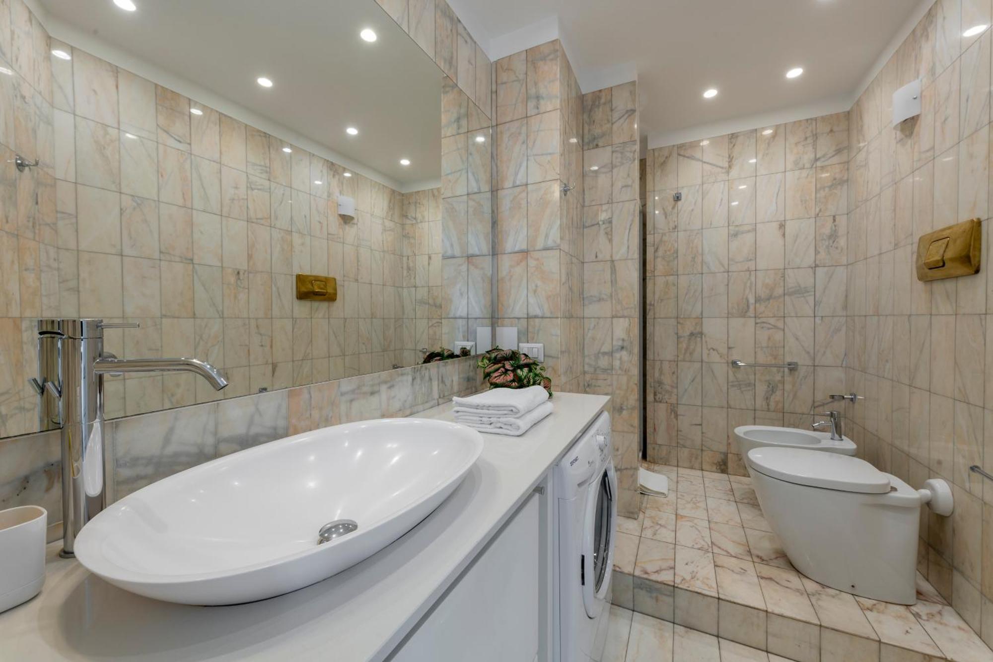 Milan Royal Suites - Duomo Santo Stefano エクステリア 写真