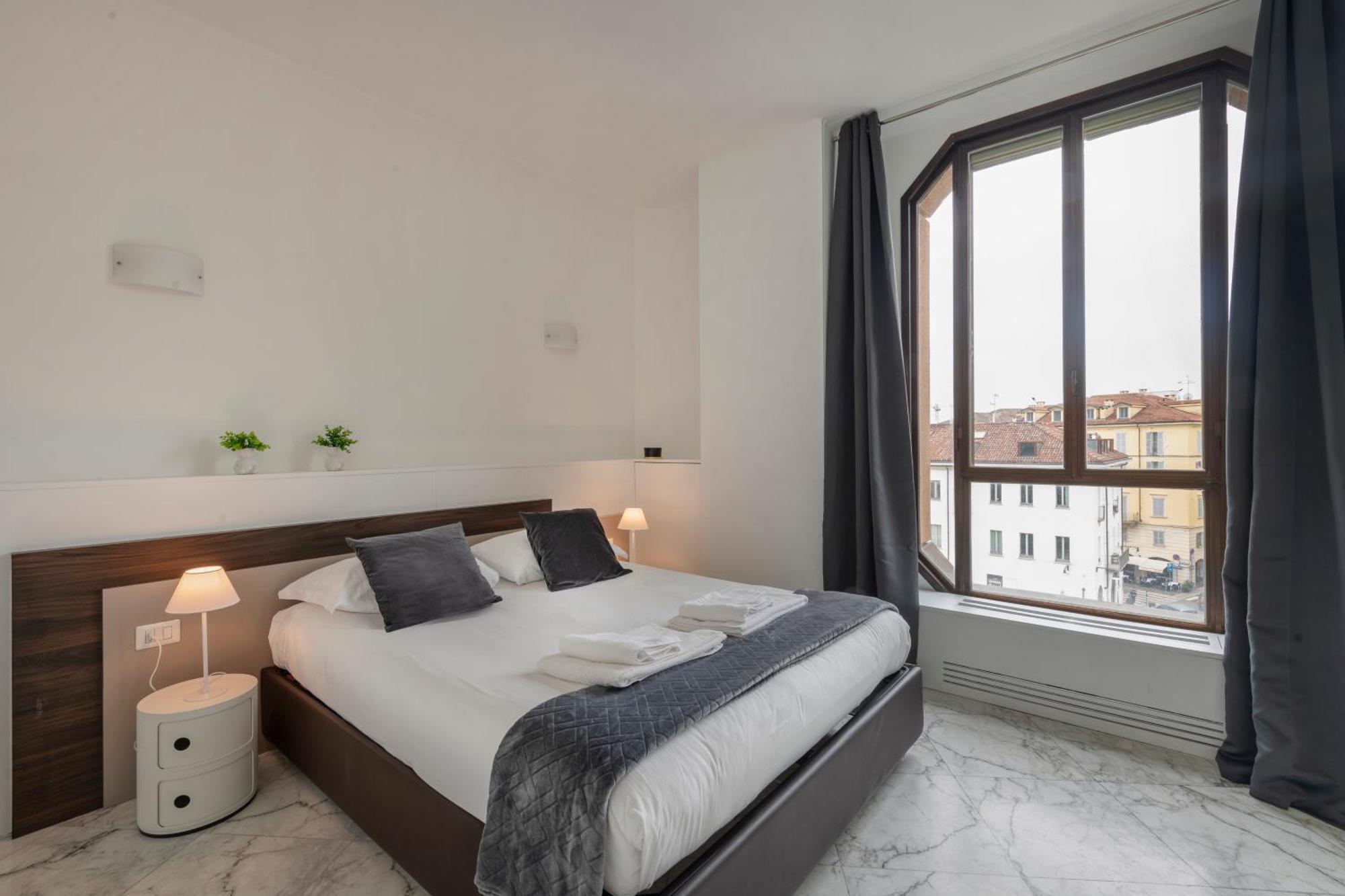 Milan Royal Suites - Duomo Santo Stefano エクステリア 写真