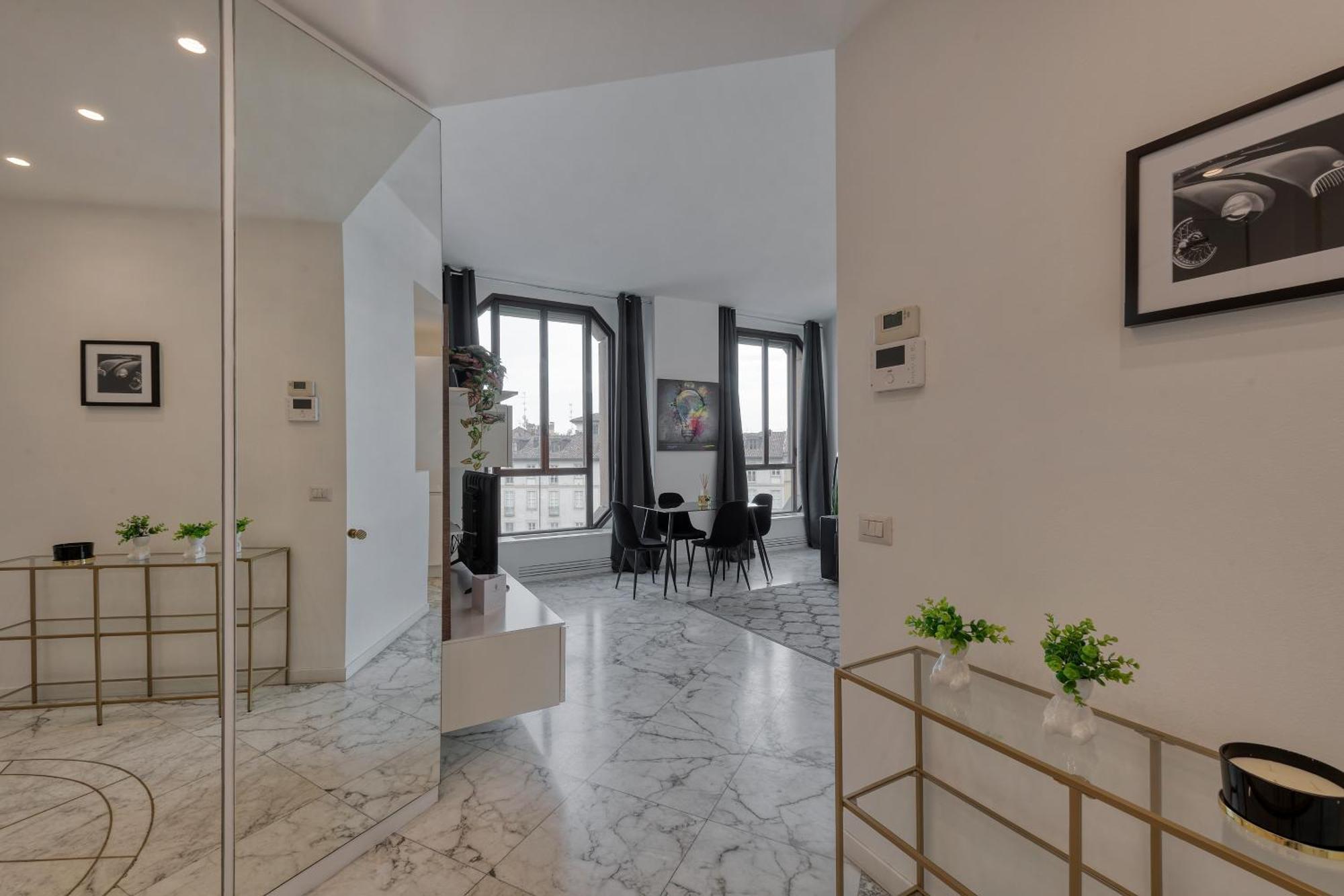 Milan Royal Suites - Duomo Santo Stefano エクステリア 写真